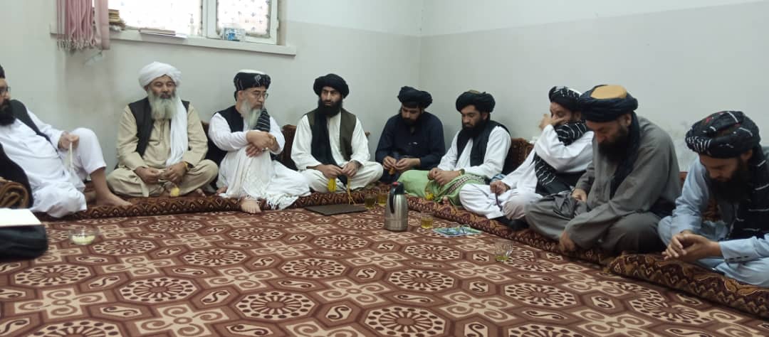 پاکستان څخه د راستنېدونکو کډوالو ستونزو ته د رسېدنې پیل