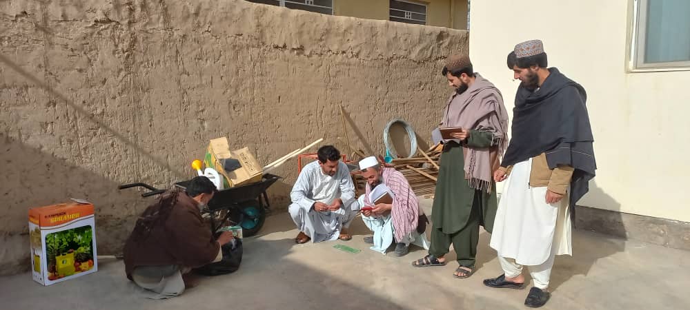 ارزیابی وسایل پروژه مرغداری و زراعتی دفتر هماهنگی کمک‌های بشردوستانه در بادغیس