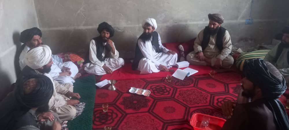 خانشین ولسوالی ته د هلمند دکرنې رییس سفر