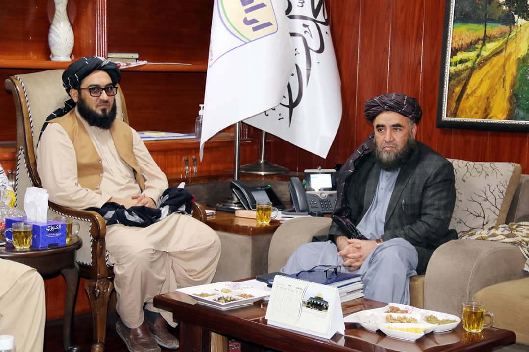 ترانسپورت وزارت ته د ځمکې د لېږد د څرنګوالي په موخه غونډه دائره شوه