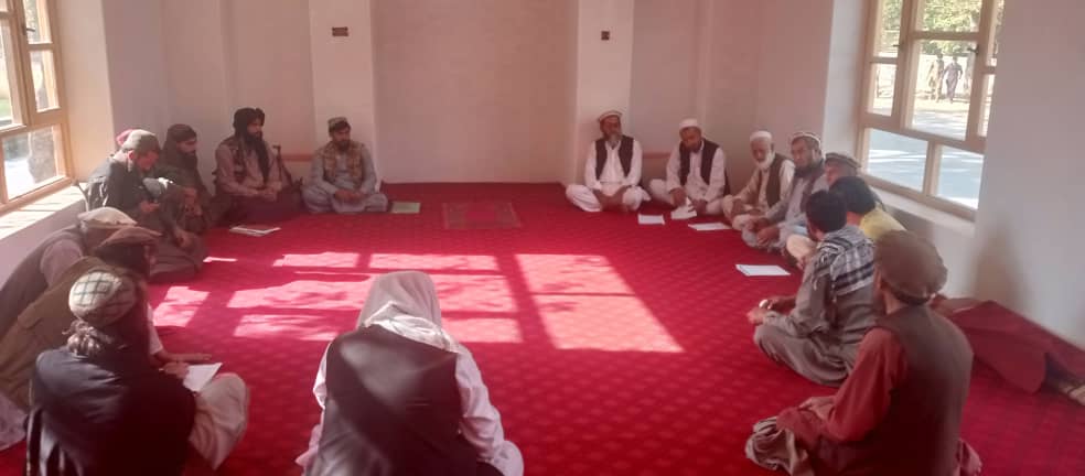 د لغمان دکرنې ریاست: قومي مشرانو سره د عشر او زکاتو راټولولو په موخه ناسته وشوه