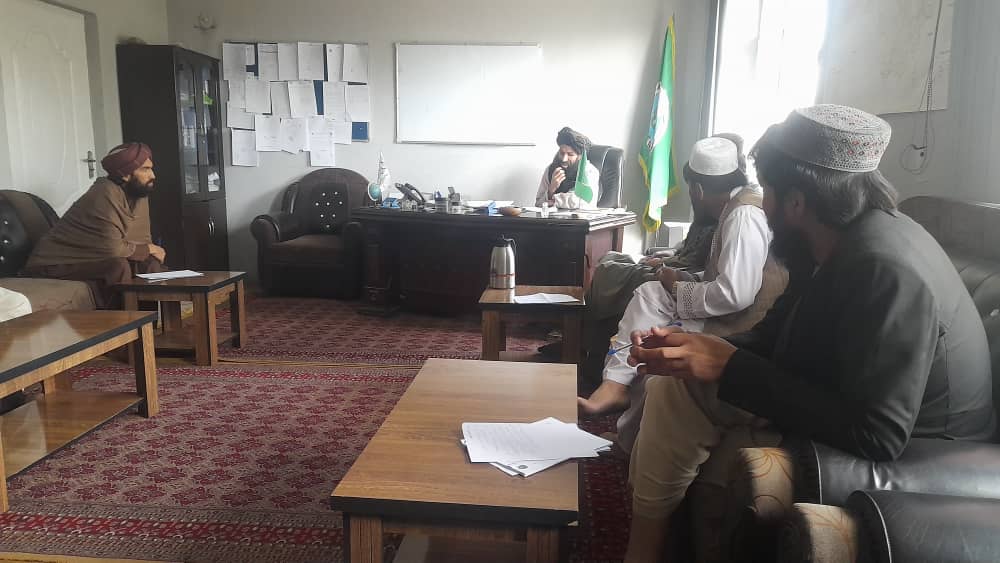 جلسه اداری ریاست زراعت میدان وردک برگزار شد 