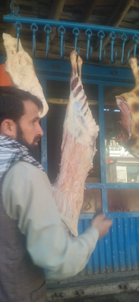 از جریان فروش محصولات حیوانی در ولسوالی عنابه ولایت پنجشیر نظارت به عمل‌آمد