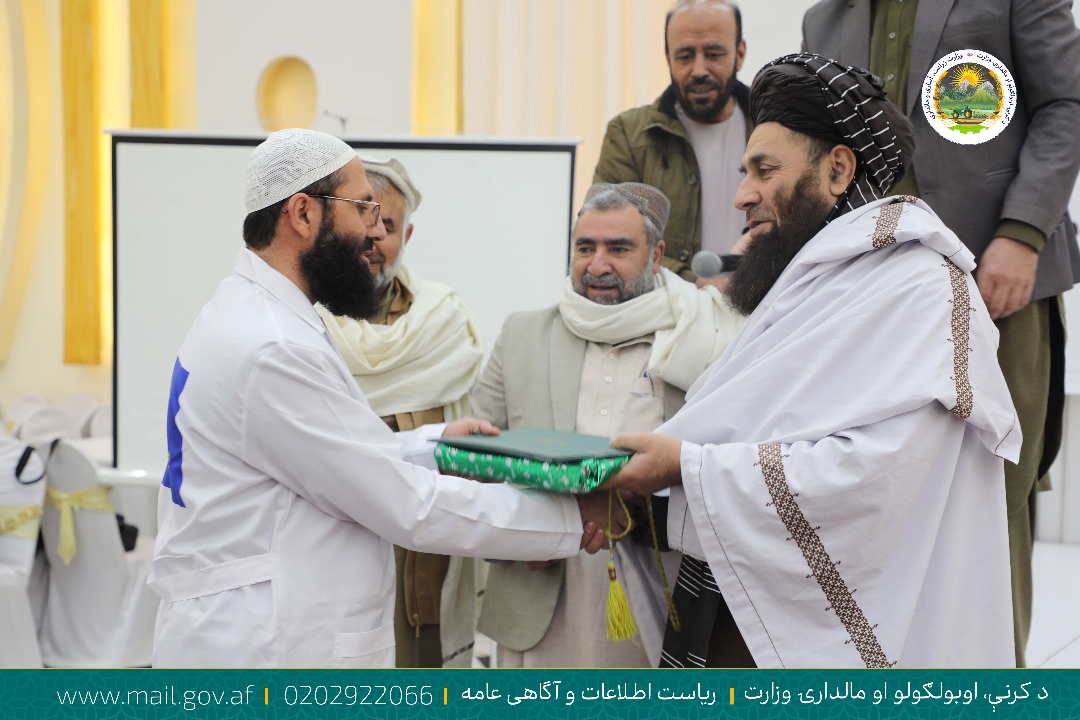 معین زراعت و مالداری در محفل فراغت پاراوترنران اشتراک کرد