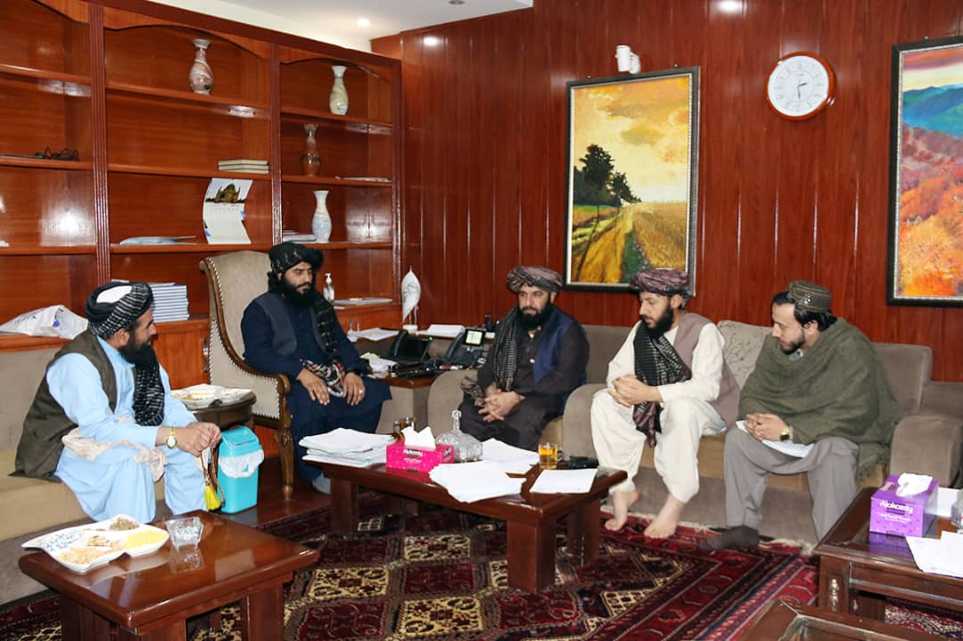 دکرنې وزارت: کورنیو چارو وزارت ته د ۳۶۷۵ متر مربع ځمکې د لېږد تړون لاسلیک شو