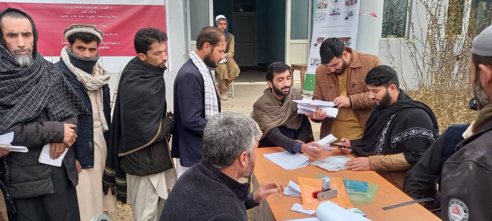 برای نزدیک به چهار هزارو ۴۰۰ نفر در دو ولسوالی ولایت کابل پول نقد توزیع شد