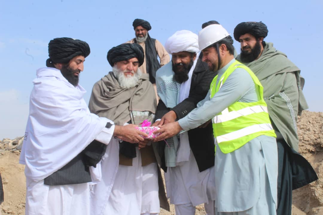 کندهار کې د موسمي اوبو مدیریت په پار ١٩ چکډمونه جوړېږي