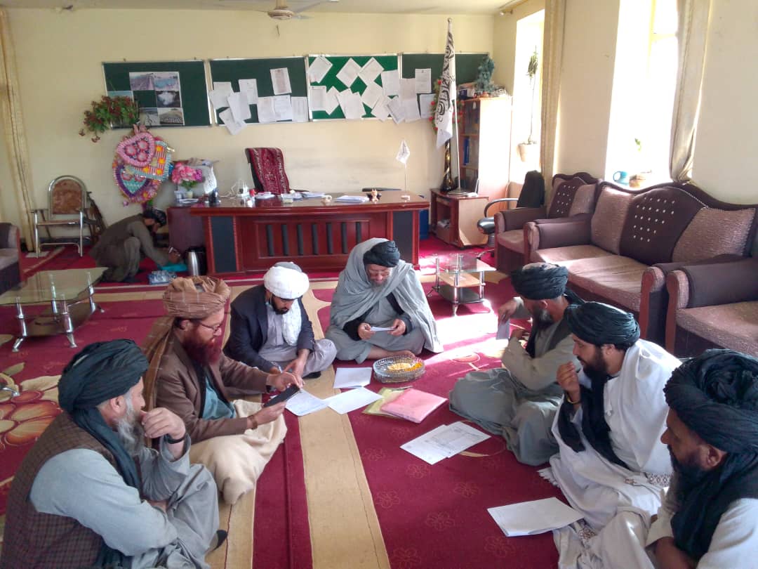 اروزګان کې د ځمکې غصب او غصب شویو ځمکو د بېرته راګرځولو تخنیکي پلاوي غونډه