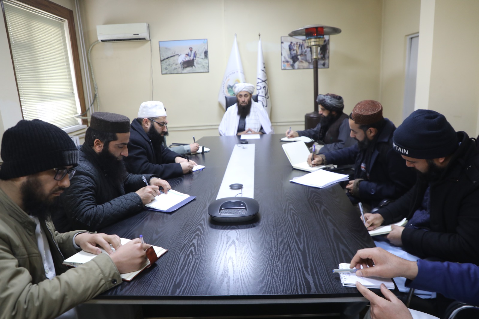 نشستی جهت تهیه میکانیزم جذب و مصرف کمکها در بخش ساخت سبزخانهها و سردخانهها برگزار شد
