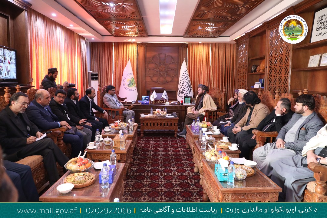 دیدار وزیر زراعت با هیئتی از مسوولان دولتی و تجارتی ایران