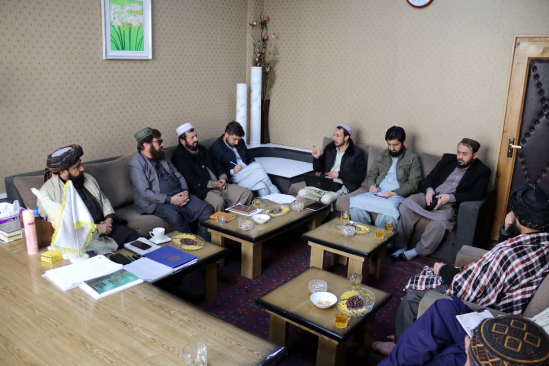 د ځمکو په تخنیکي او حقوقي برخو کې د دوو کمېټو له چارواکو سره د همغږۍ ناسته دائره شوه
