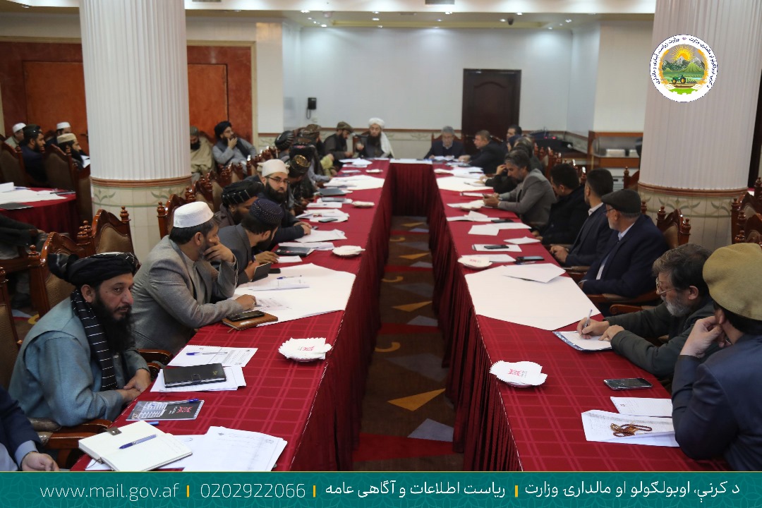 د دوه اړخیزو عملي کارونو د پیل په موخه له ایراني پلاوي سره د کرنې وزارت د چارواکو غونډه