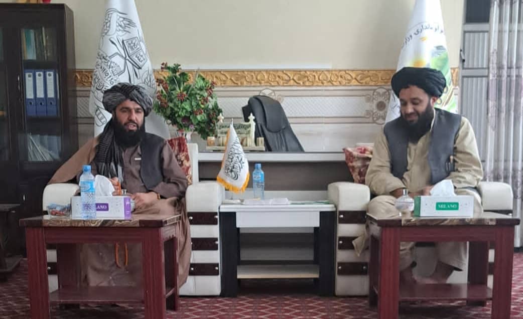 هلمند ته د کرنې وزارت د ځمکو چارو د رییس سفر