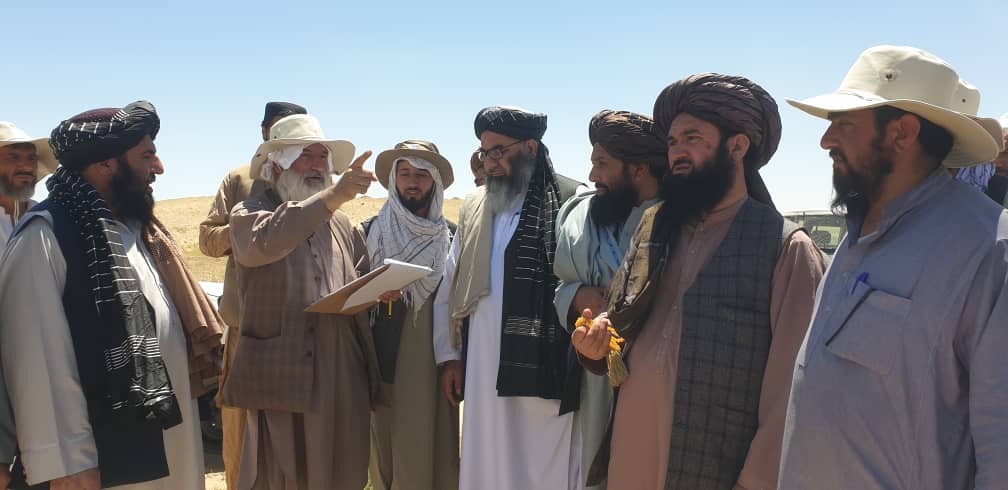 د اراضۍ لوی رییس د څړځایونو د تثبیت او تنظیم کارکوونکوته؛ستاسې کړنې به د افغانستان په تاریخ کې په زرینو کرښو ولیکل شي