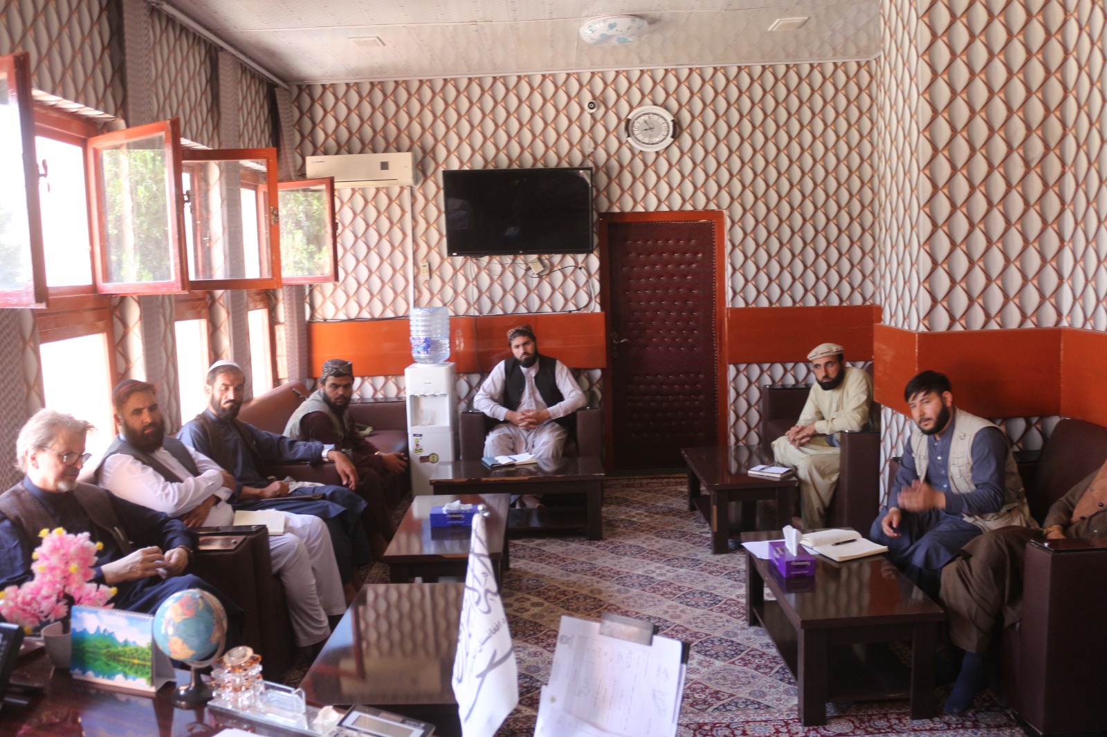 د پکتیا دکرنې رییس د افغانستان لپاره د ناروې کمېټې چارواکو سره وکتل