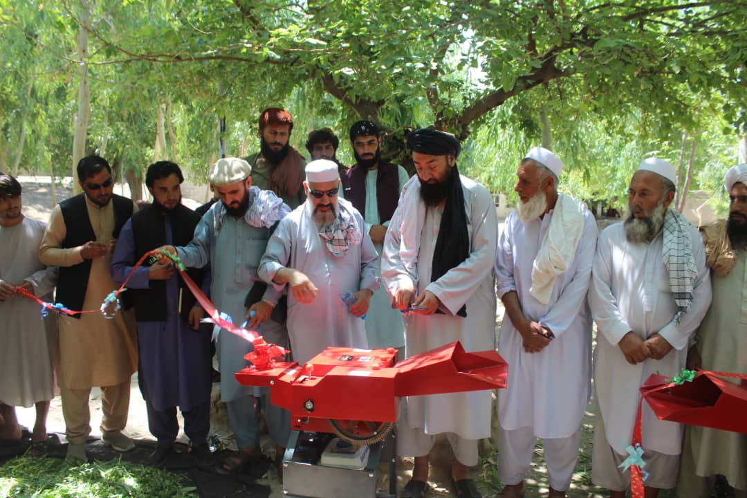 د مالدارۍ عصري کېدو په پار هڅې؛ لغمان کې زرګونو مالدارانو سره د مرستې لړۍ پیل شوه