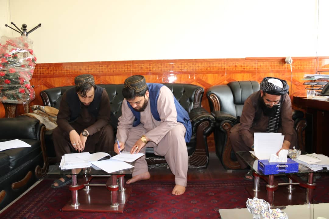 دکرنې وزارت له خوا ټرانسپورټ او هوایي چلند وزارت ته په څلورو ولایتونو کې ځمکه انتقالېږي