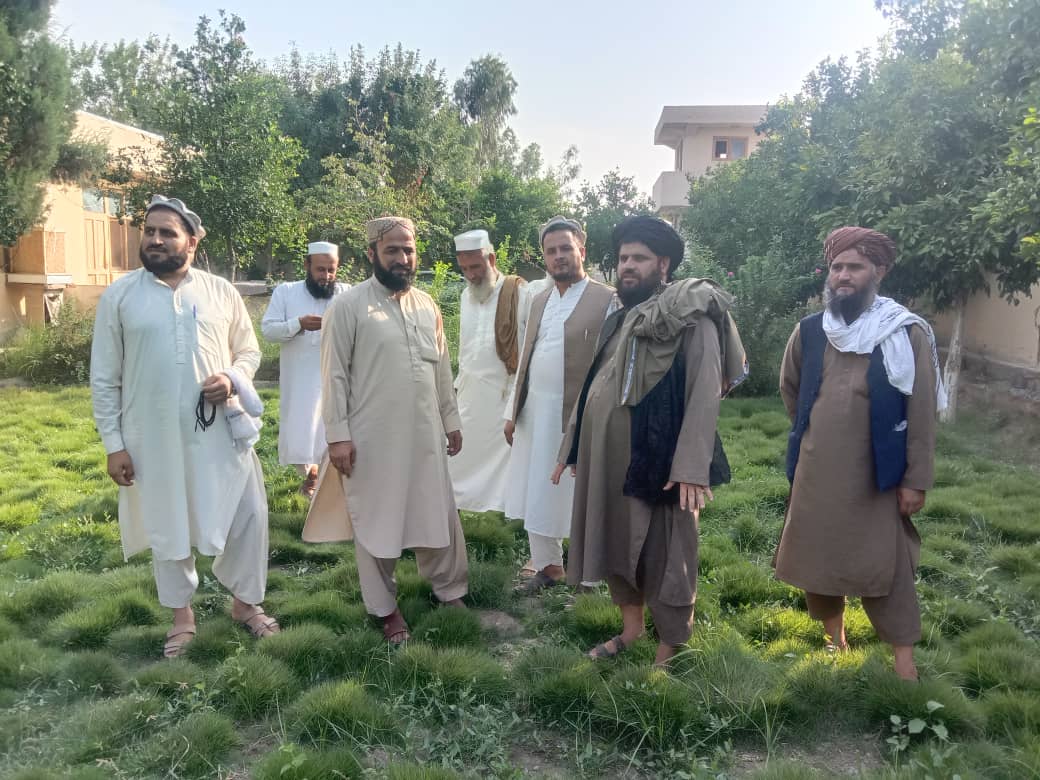 کامې او ګوشتې ولسوالیو ته د ننګرهار دکرنې رییس سفر