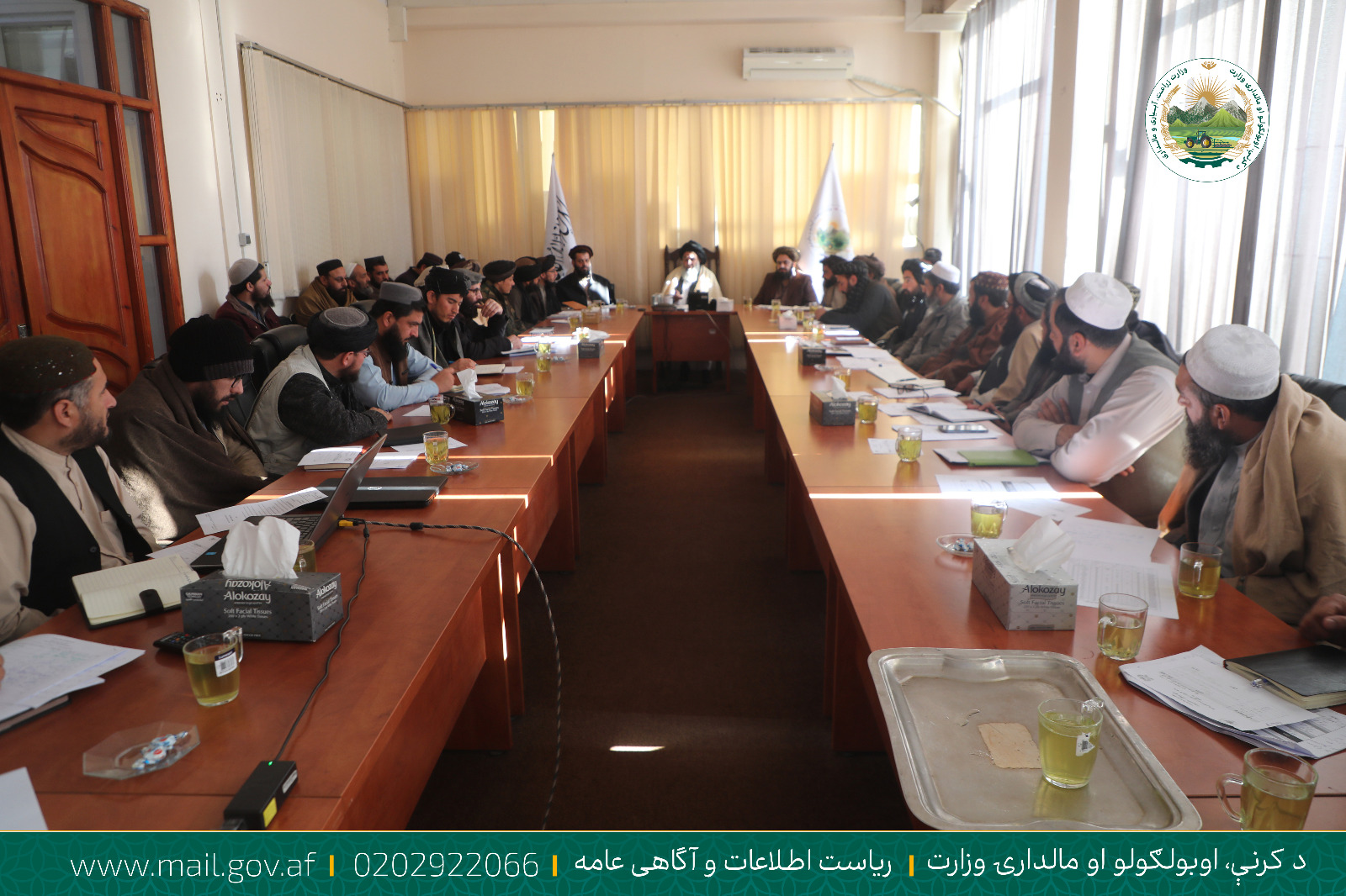 د کرنیزو پراختیايي پروژو راپور د کرنې وزارت مالي مرستیال ته وړاندې شو