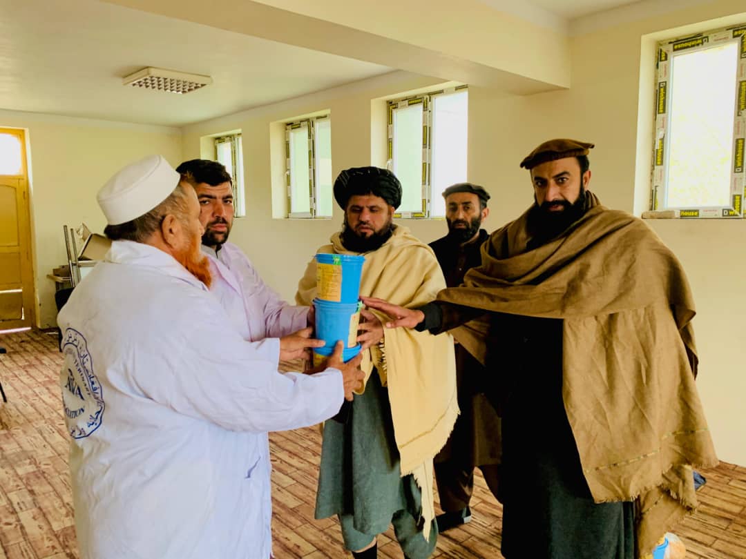 ننګرهار کې څارویو ته د کانګو وینه بهیدونکي ناروغۍ پر وړاندې د درمل شېندلو کمپاین پیل شو