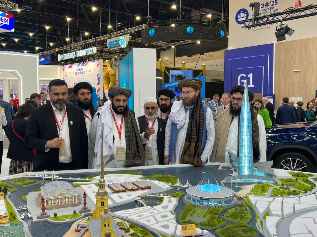 د روسیې ۲۰۲۵ اقتصادي کنفرانس کې د افغانستان اسلامي امارت د پلاوي ګډون