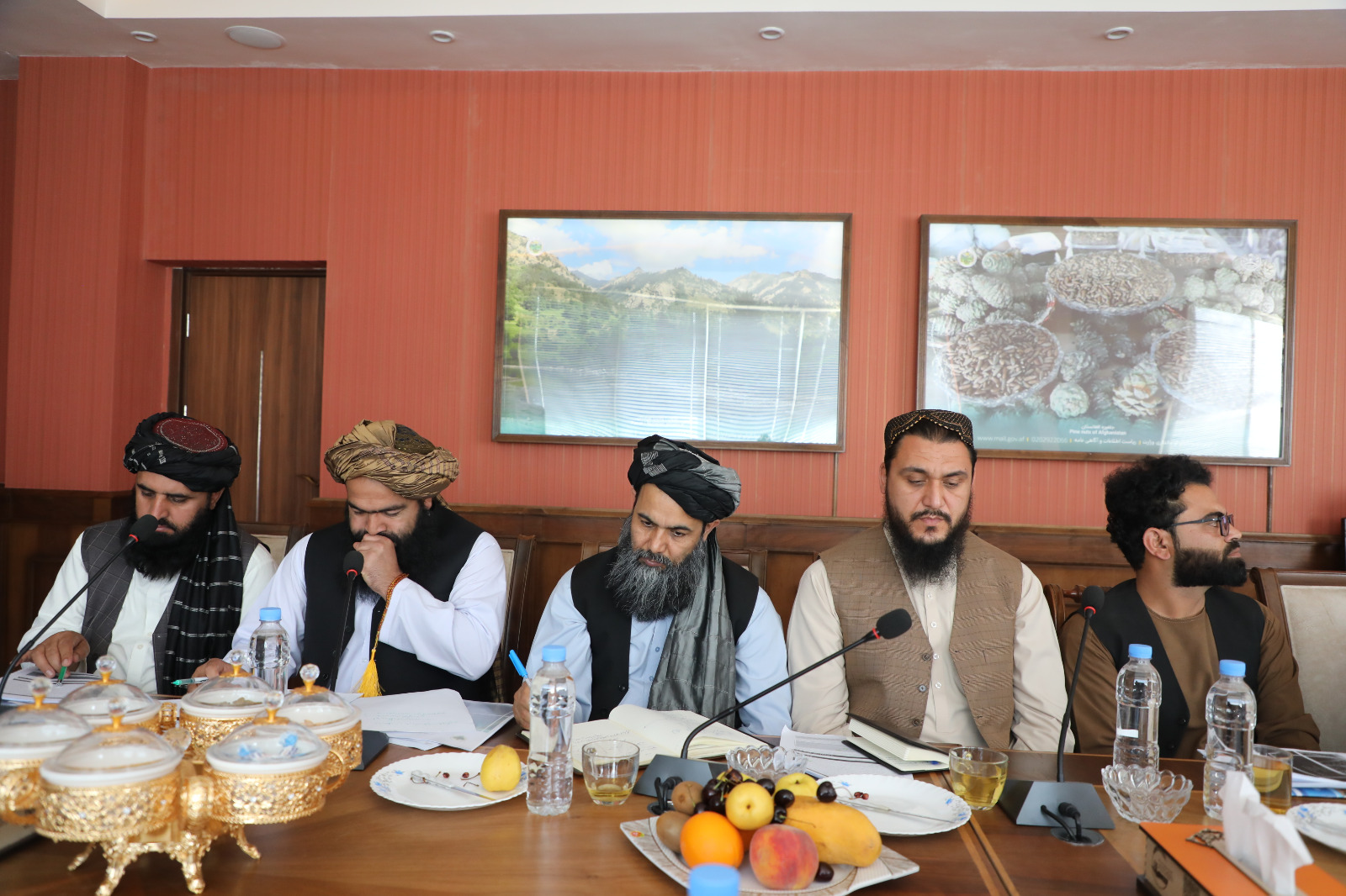 د قوش‌تیپې کانال تر پوښښ لاندې ځمکو څخه د اغېزمنې ګټې اخیستنې د طرحې وروستي کولو ناسته دایره شوه