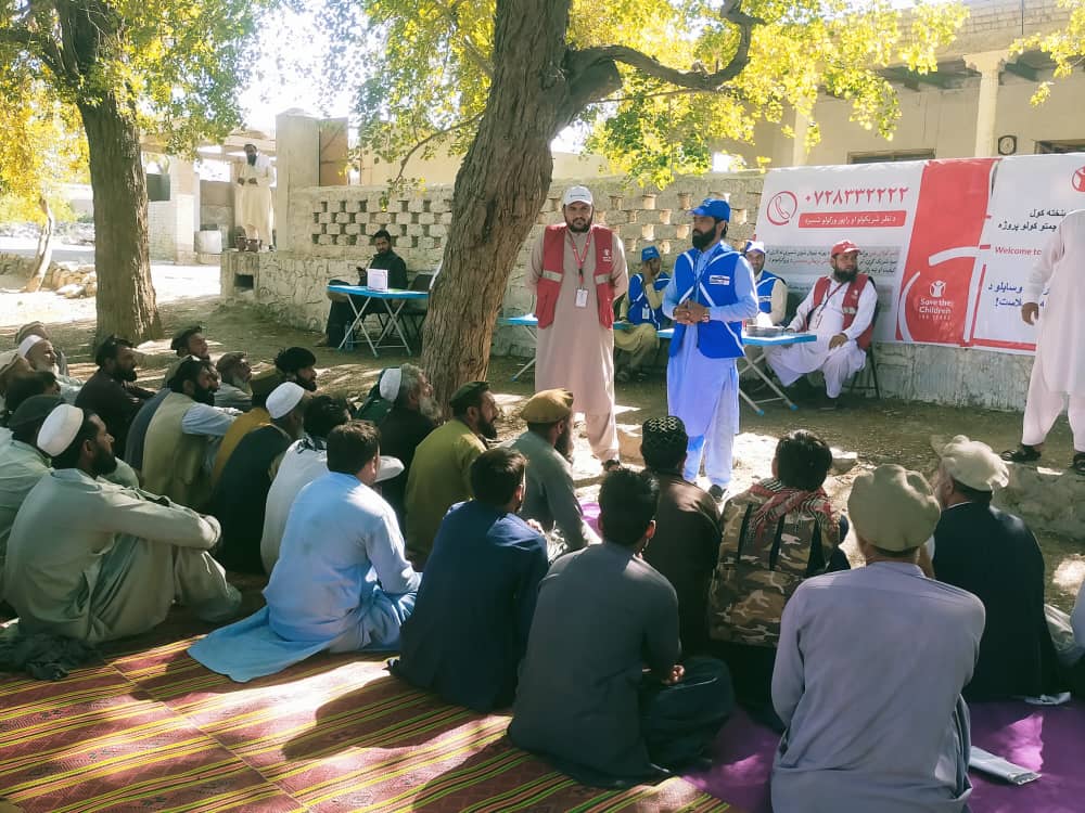 د ننګرهار دوو ولسولیو کې د کرنیزو توکو پېرلو په پار لسګونو بزګرانو سره نغدې مرسته وشوه