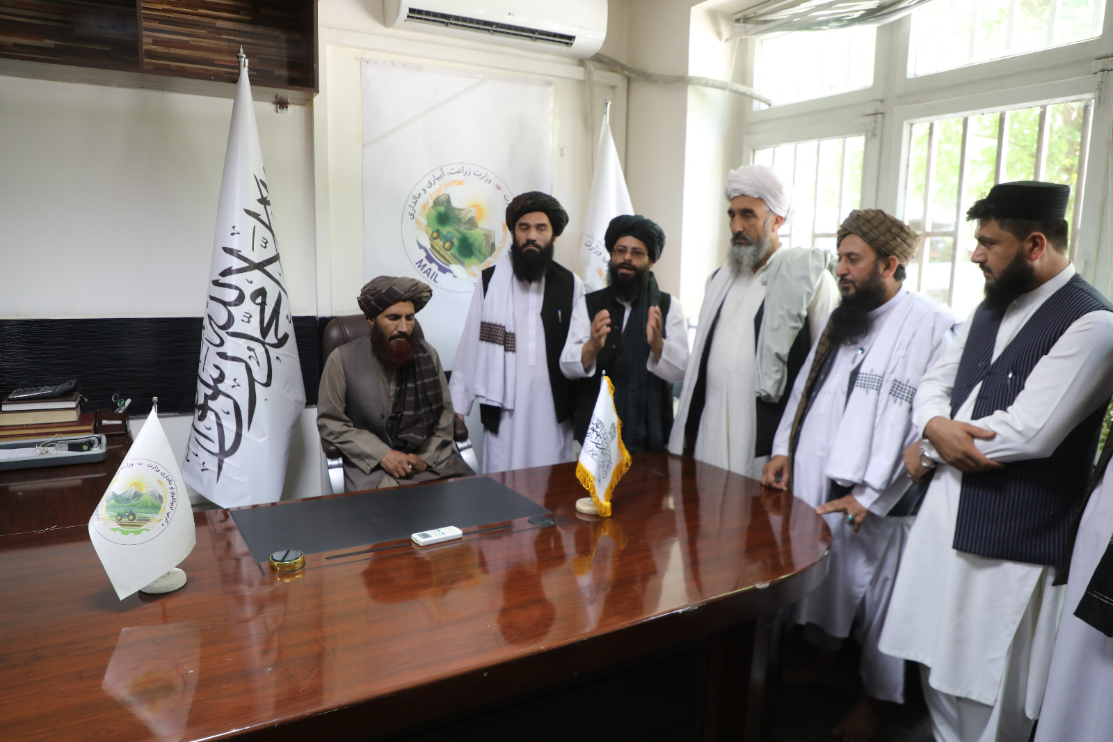 د کرنې، اوبو لګولو او مالدارۍ وزارت د درېیو رییسانو ادلون بدلون