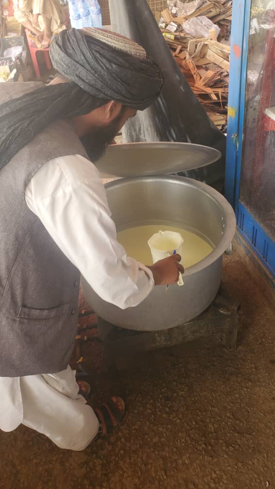 کندهار ښار کې د لبنیاتو ثبت او شرطپاڼو وېشل لړۍ پیل شوه