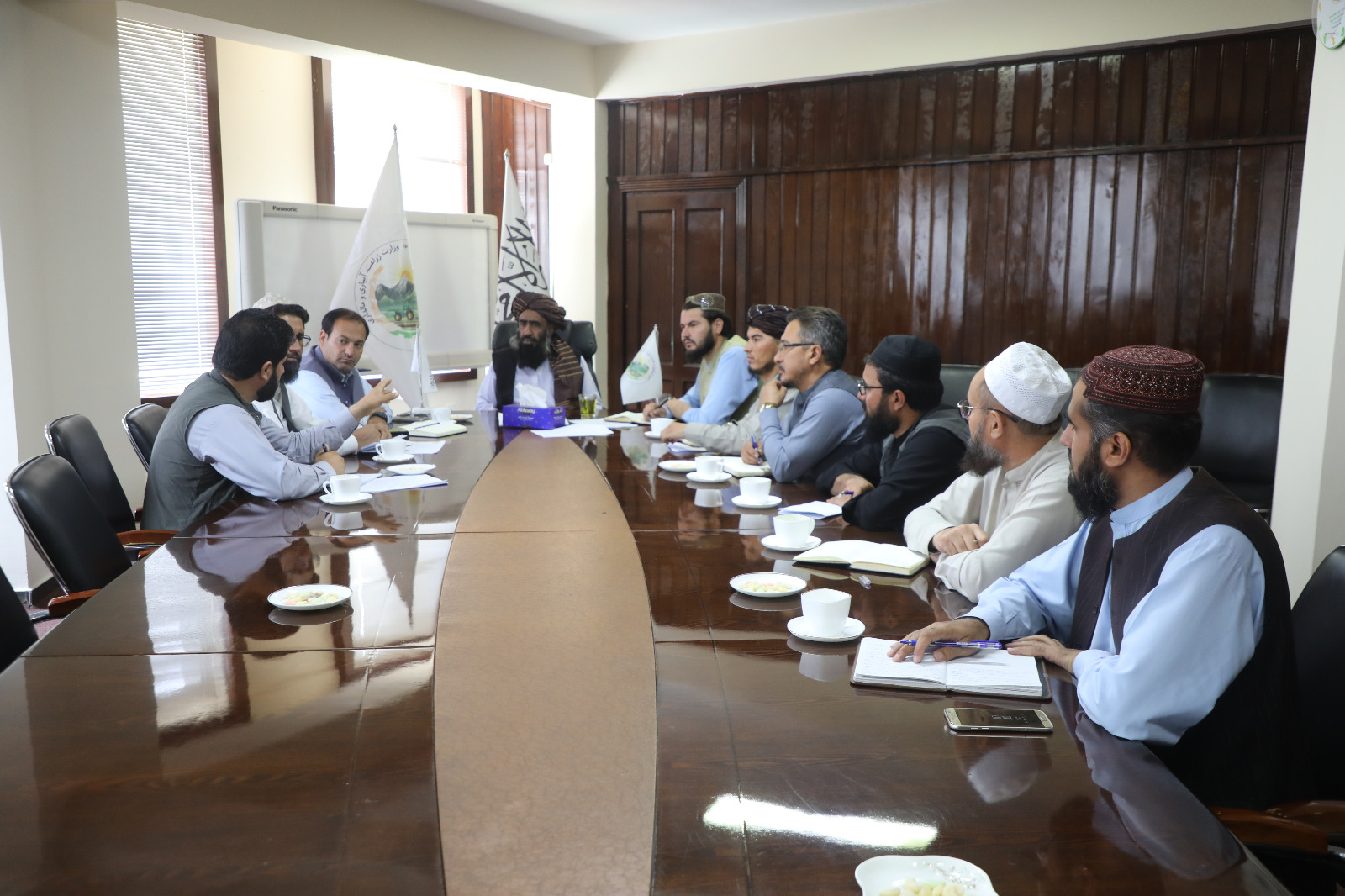 د کرنې وزارت او دملګرو ملتونو دخوړو او کرنې ادارې ترمنځ د ګډو ودانیزو پروژو د پیل په پار دهمغږۍ غونډه دایره شوه