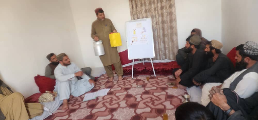 د کندهار پنجوايي کې لسګونه مالداران وروزل شول