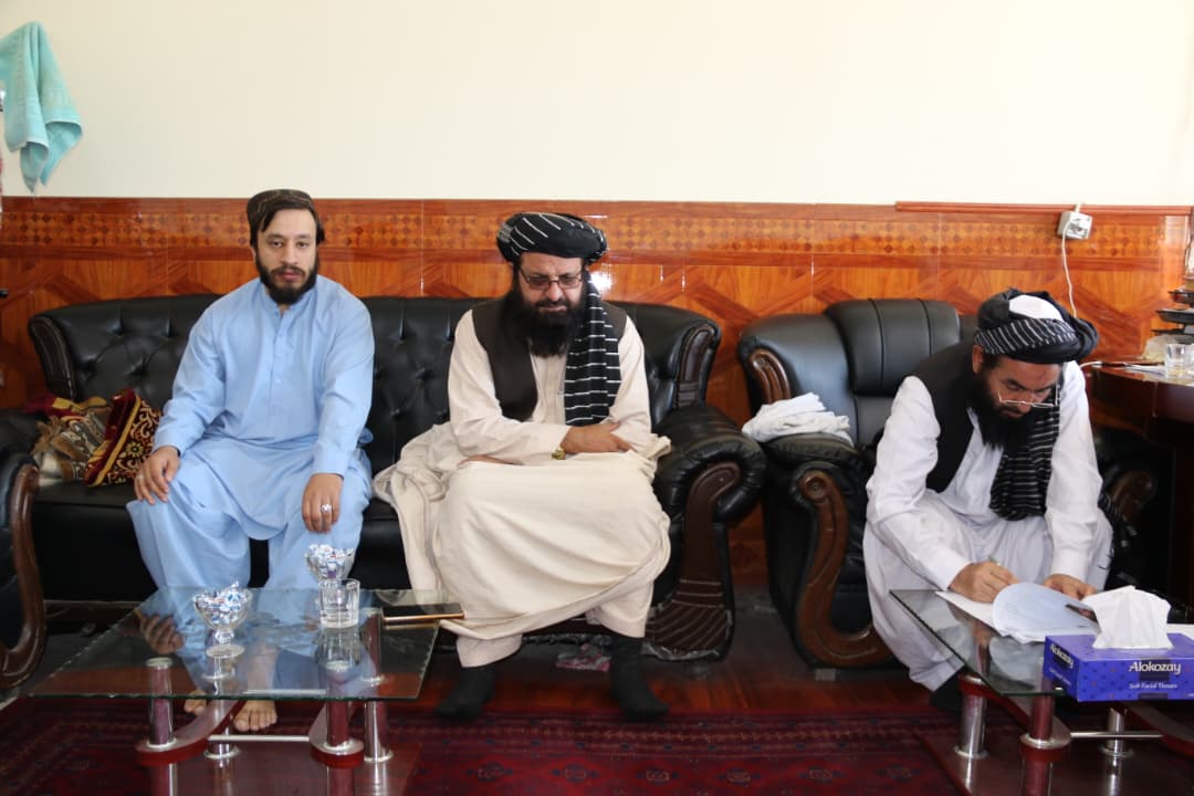 د کرنې وزارت لخوا کډوالو او بېرته راستنېدونکو چارو وزارت ته ځمکه ولېږدول شوه