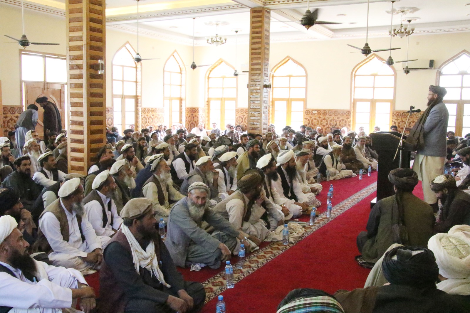 سفر وزیر زراعت به ننگرهار و تأکید بر حفاظت و احیای جنگلات کشور