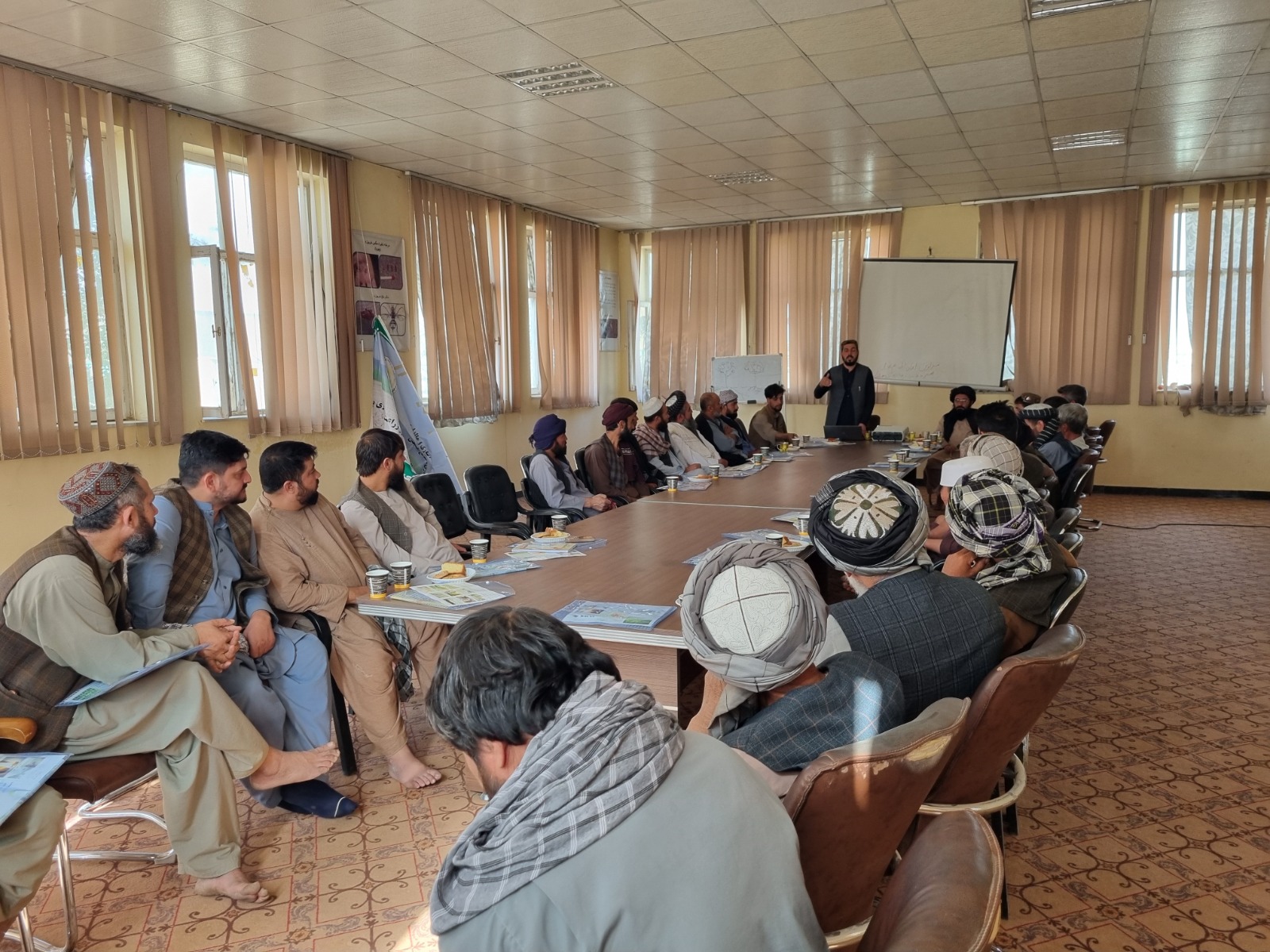 بلخ ولایت کې د اقلیمي بدلونونو د پوهاوي روزنیز پروګرامونه ترسره شول