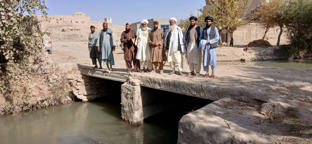 دهلمند ولایت شمالي ولسوالیو کې ویالو سروې او د قدرتي سرچینو د تثبیت چارې روانې دي