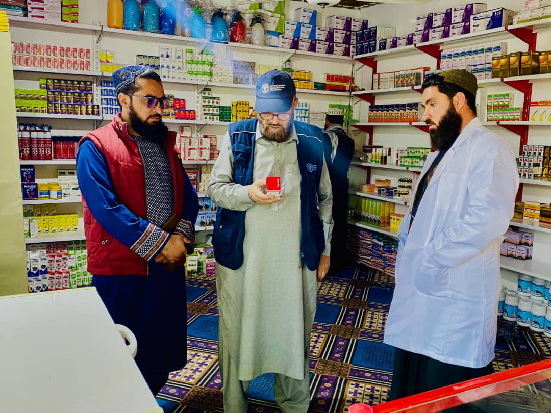 د خوست ولایت د کرنې، اوبو لګولو او مالدارۍ ریاست د حیواني روغتیا او مالدارۍ آمر د خواړو او کرنې نړۍوالې ادارې «اف.اې.او» د سوېل ختیځ زون له مالدارۍ تخنیکي مسؤل سره یو ځای، د مالدارۍ اړوند مرکزونو او فعالیتونو د ارزونې ګډ پروګرام ترسره کړ.