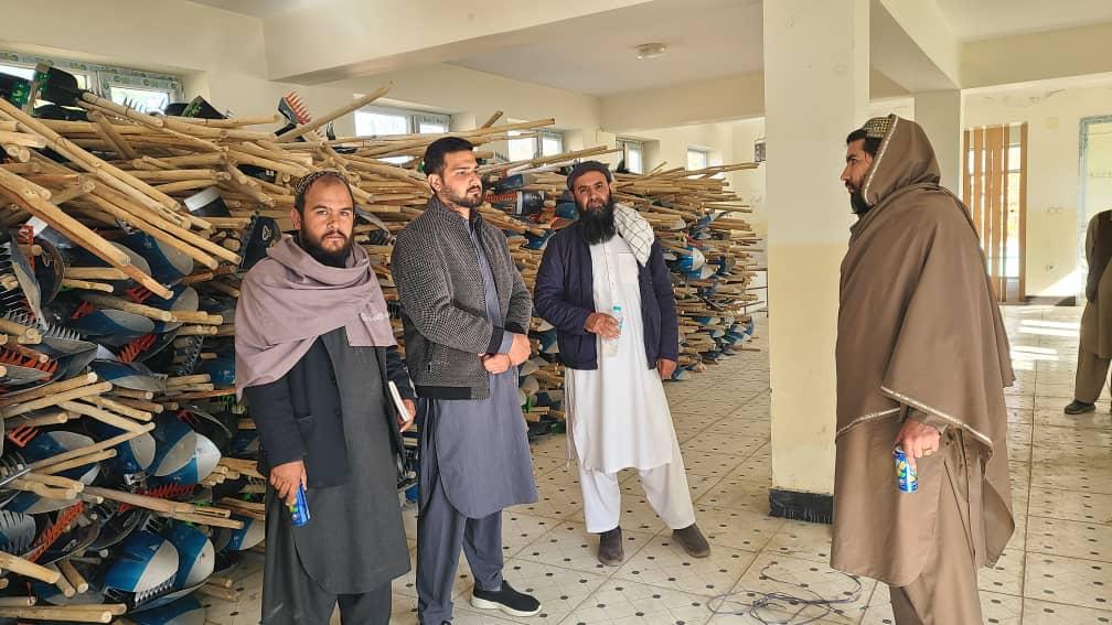 آغاز توزیع وسایل باغداری و تخمیانه‌جات برای دهقانان ولایت کابل