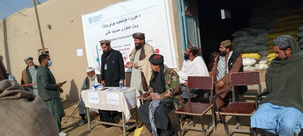 ننګرهار کې د بدیل معیشت د پروګرام له لارې د پروژو پرانیسته او دنشه یي توکو د زیانونو په موخه لویه ولسي غونډه ترسره شوه