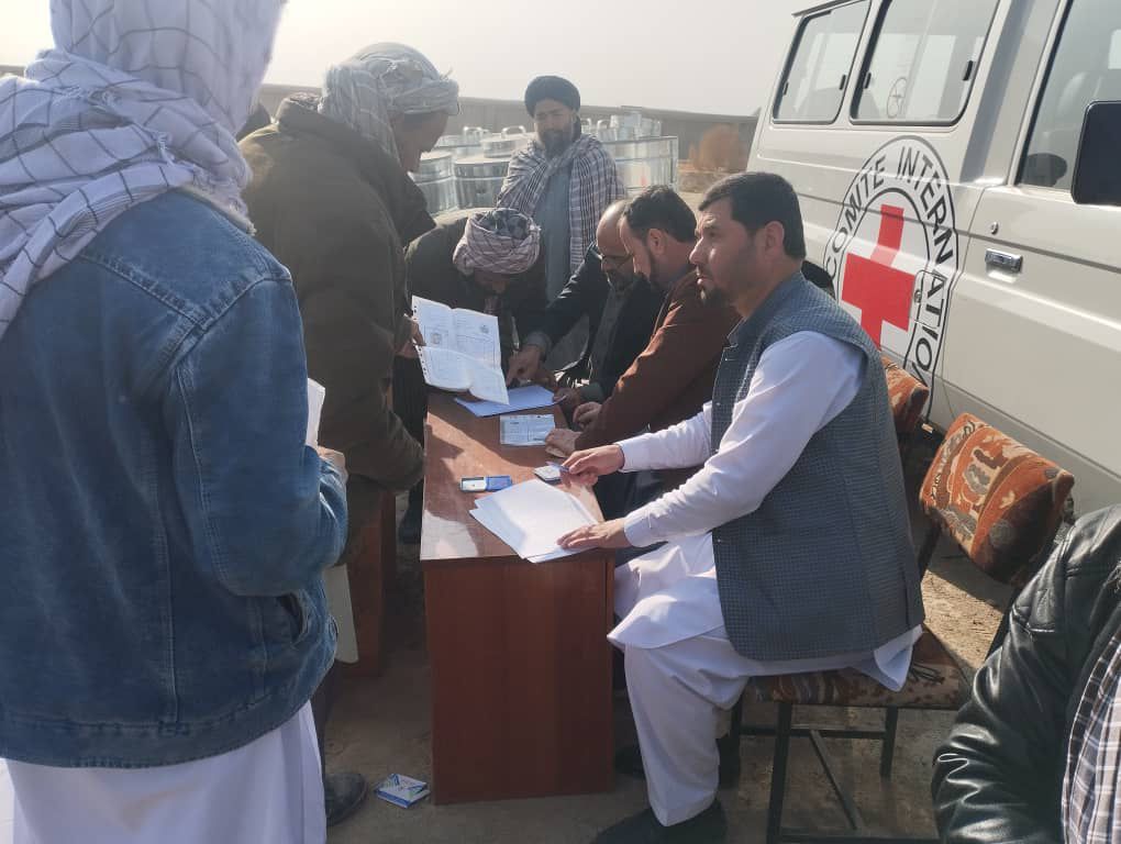 برگزاری سیمینار آموزشی برای فارم‌داران مرغ و دهقانان در دو ولسوالی  ولایت بلخ