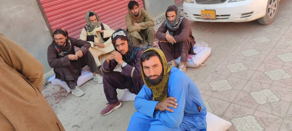 د خوست صبریو او یعقوبیو ولسوالیو کې پر ۲۰۰ مستحقو بزګرانو دغنمو اصلاح شوي تخمونه ووېشل شول