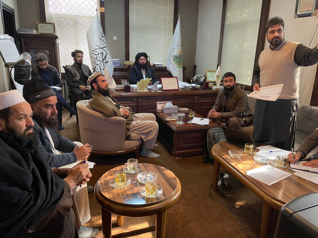 برگزاری جلسه در مورد احداث ۱۸ هکتار جنگل مصنوعی نهال بیر در ولایت لغمان