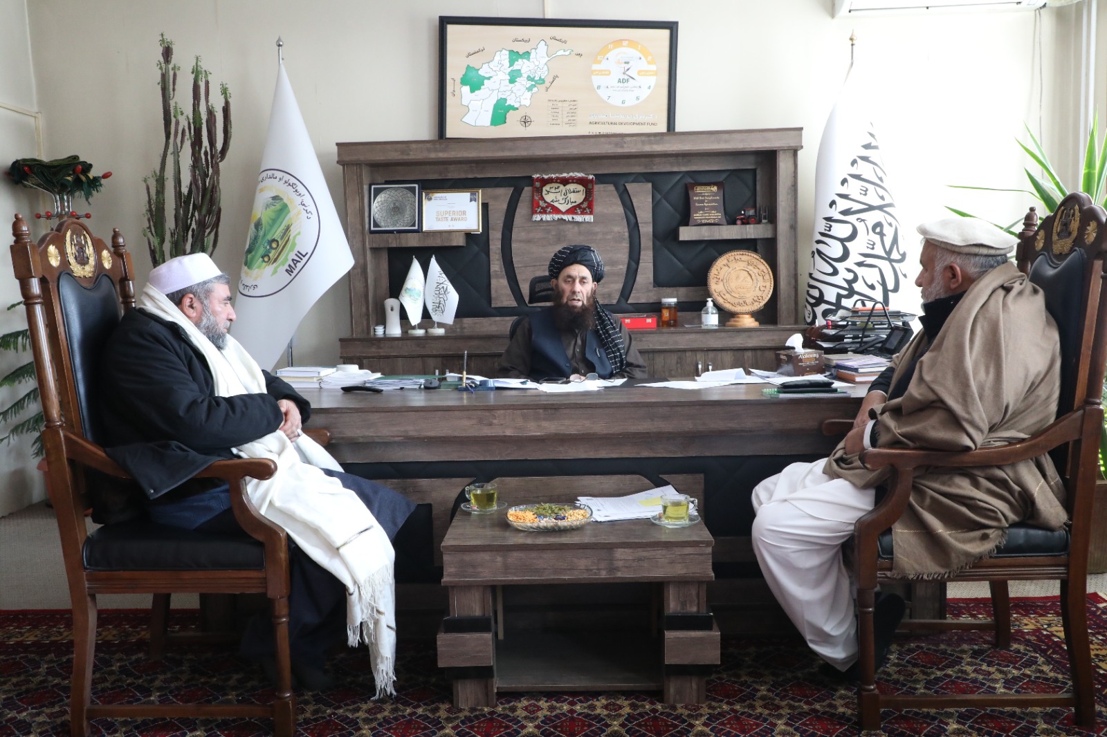 د کرنې او مالدارۍ مرستیال او د هالند کمېټې د چارواکو ترمنځ لیدنه