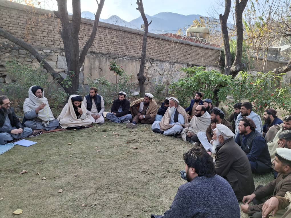 د ځمکو د اجارې د یو شمېر دوسیو د بررسۍ په موخه پلاوی کونړ ولايت ته سفر وکړ 