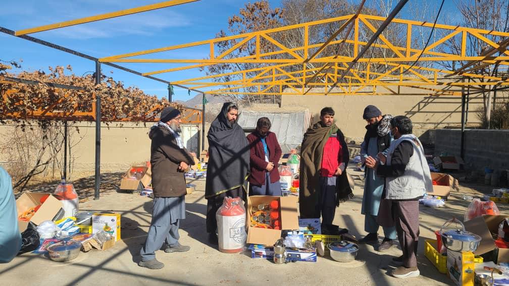 توزیع وسایل پروسس سبزیجات و میوه‌جات برای خانم‌های زراعت‌پیشه در ناحیه هفتم کابل