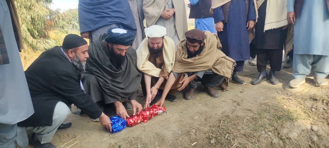 لغمان کې د یوې پروژې له لارې ۲۷۰ جریبه جبه‌زاره ځمکه د نباتاتو د هر ډول کر لپاره اصلاح کېږي