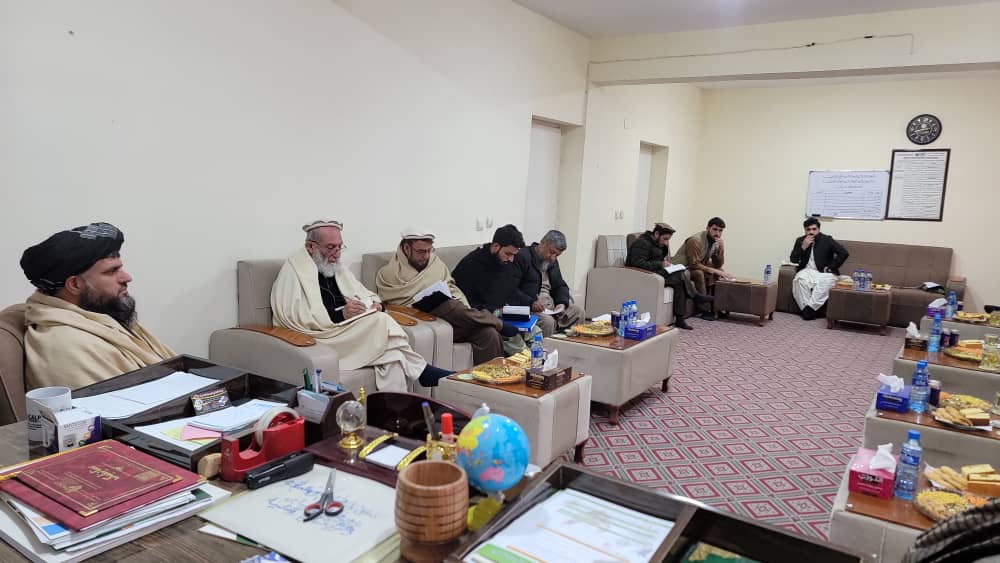 ننګرهار کې د خصوصي سکتور د پیاوړتیا او ستونزو حل په موخه  سوداګرو سره ناسته ترسره شوه