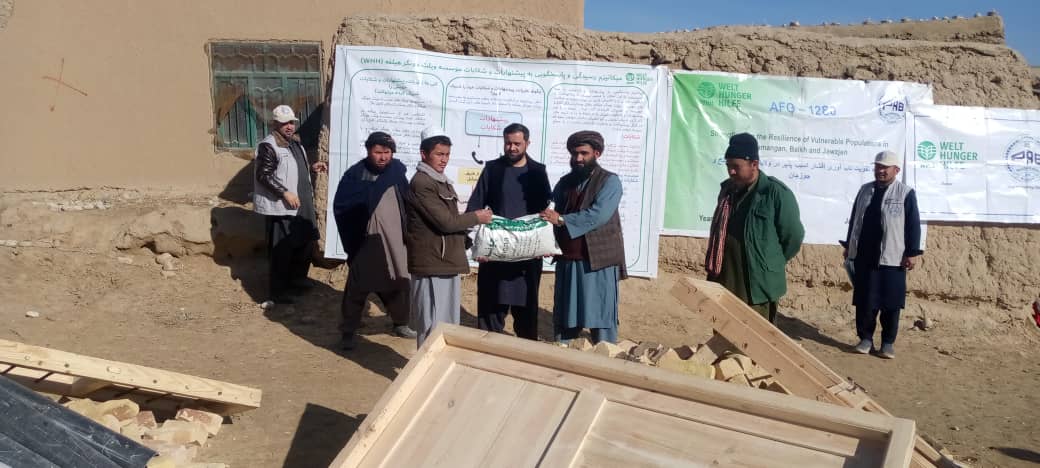 ساخت ۱۰ باب طویله‌خانه عصری برای مالداران در ولسوالی قوش‌تپه