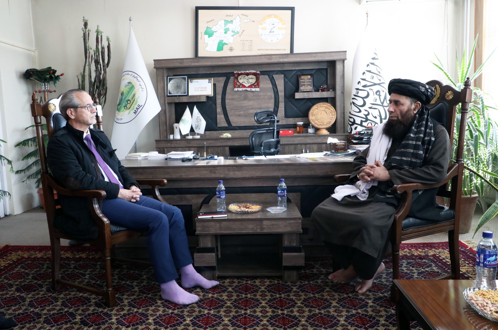 دیدار معین زراعت و مالداری با رئیس دفتر آژانس توسعه و همکاری سویس برای افغانستان