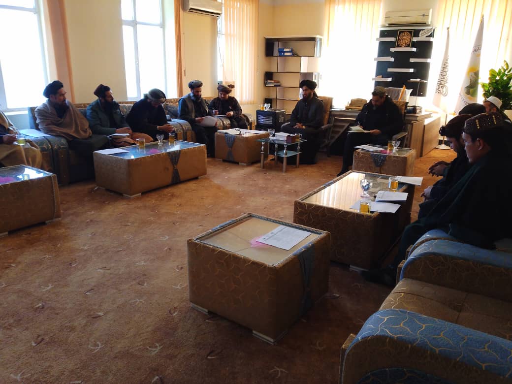 برگزاری جلسه عوایدی در ریاست زراعت، آبیاری و مالداری ولایت بغلان 