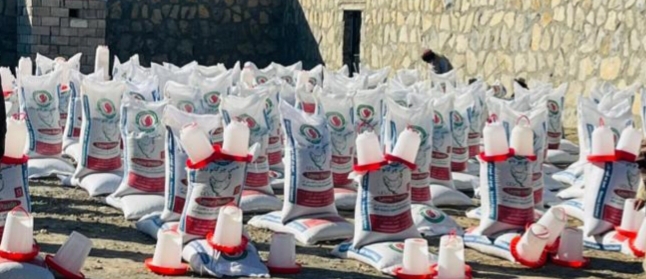 د خوست ګربزو کې د هیلو نوی پیل؛ سل کورنیو ته د چرګانو پالنې توکي ووېشل شول